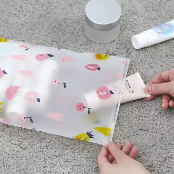 Waterproof & Frosted Travel Luggage Storage Bag